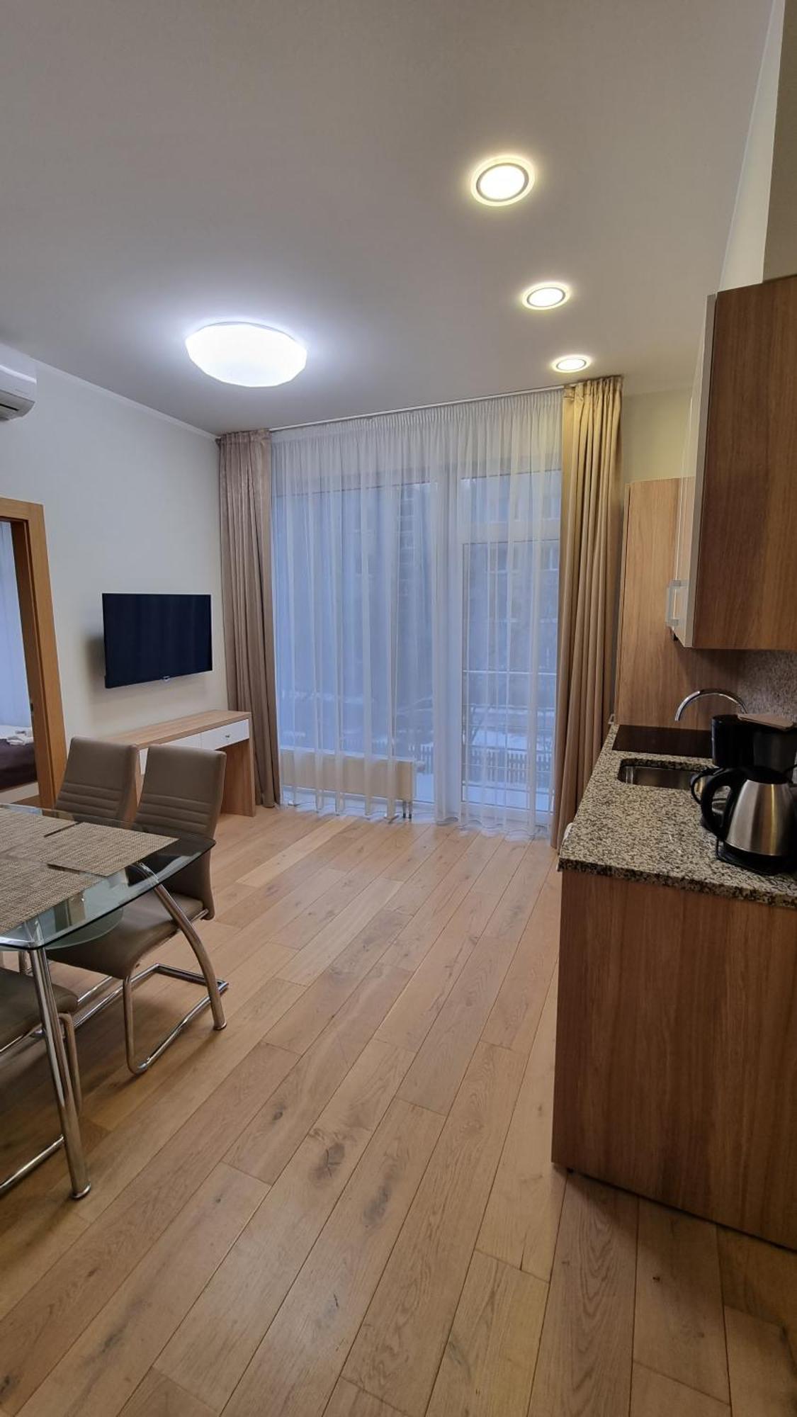 Black Pearl Apartments Jūrkalne Habitación foto