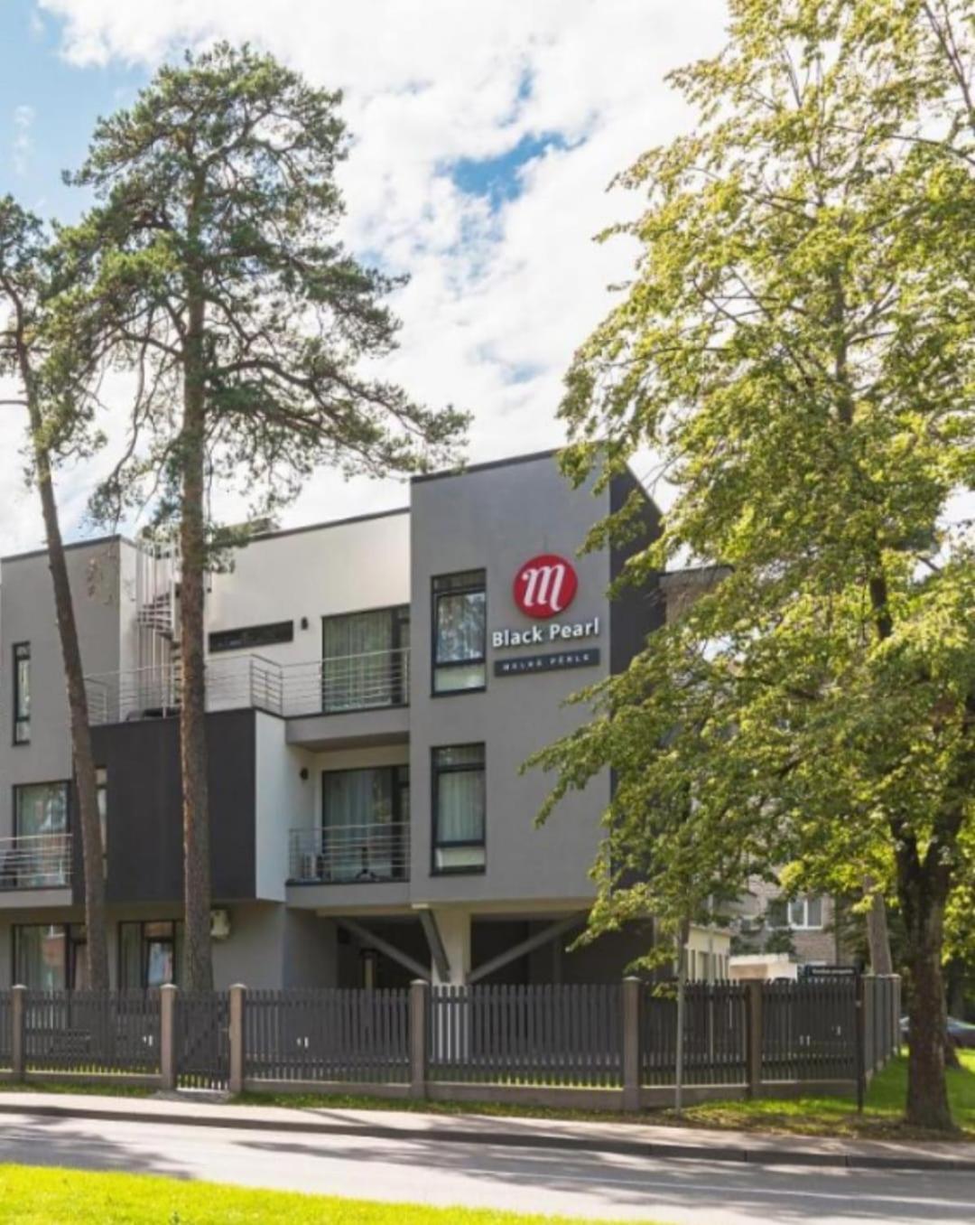 Black Pearl Apartments Jūrkalne Habitación foto